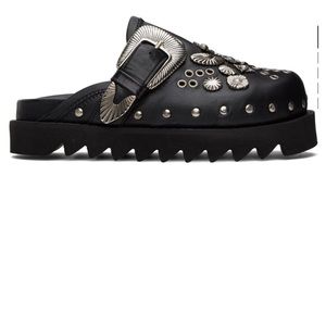 Toga Pulla DUPE studded mules